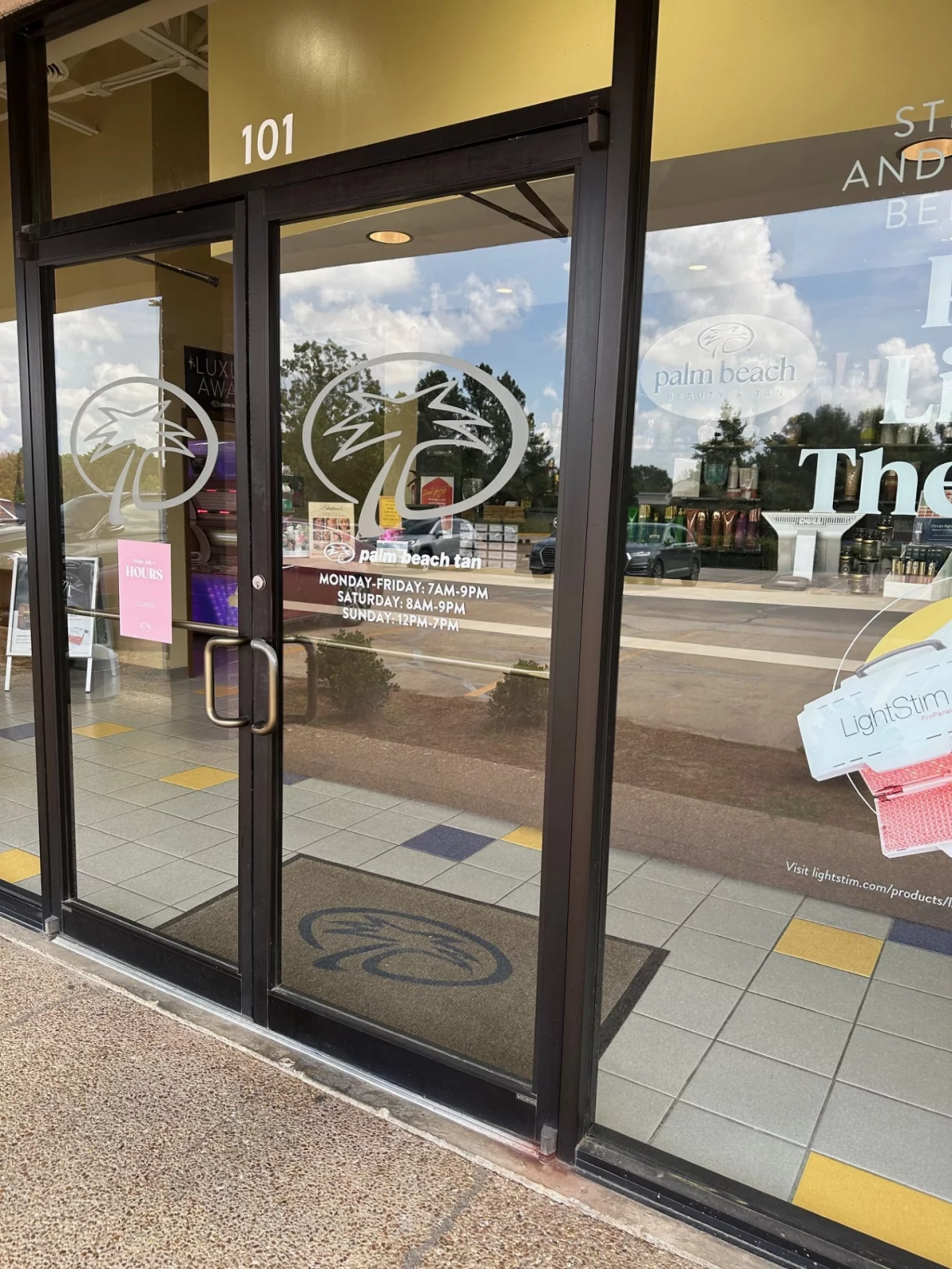 Google Places Image #9