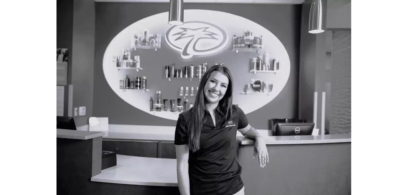 Image: callout sq were hiring.jpg