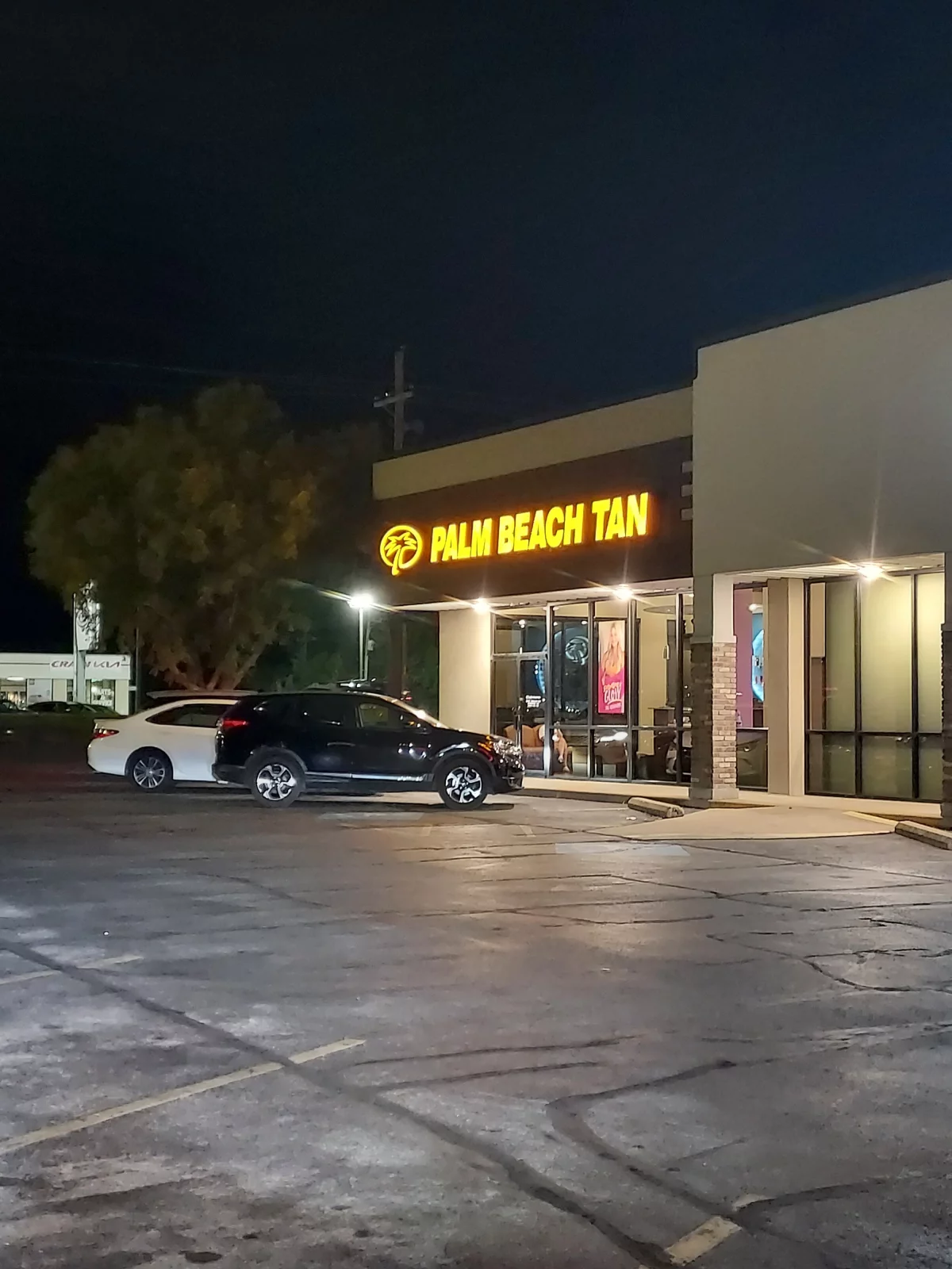 Google Places Image #4