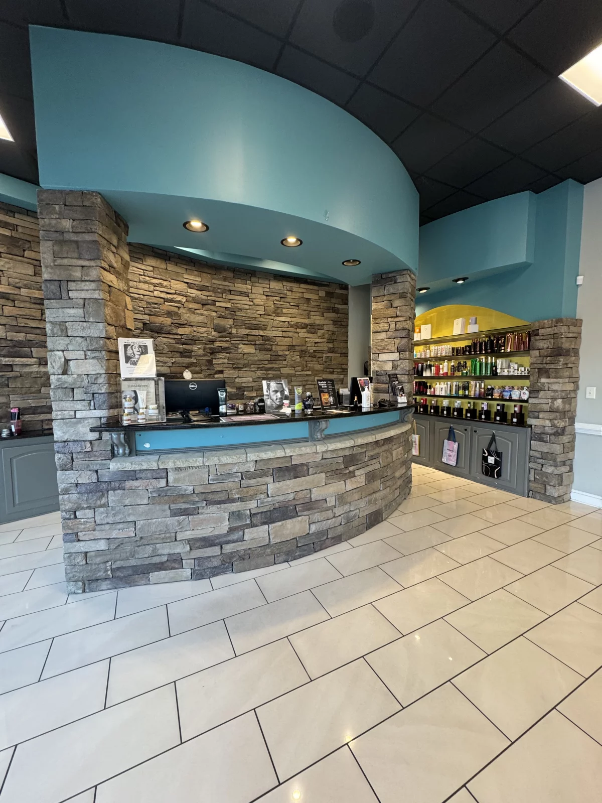 Google Places Image #4