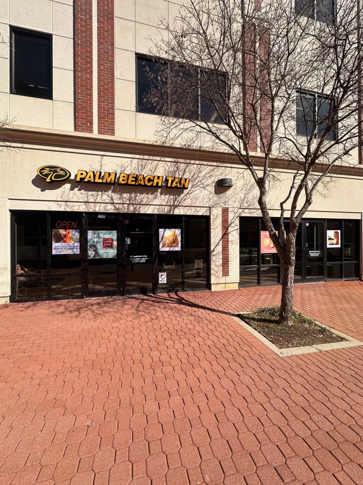 Google Places Image #4