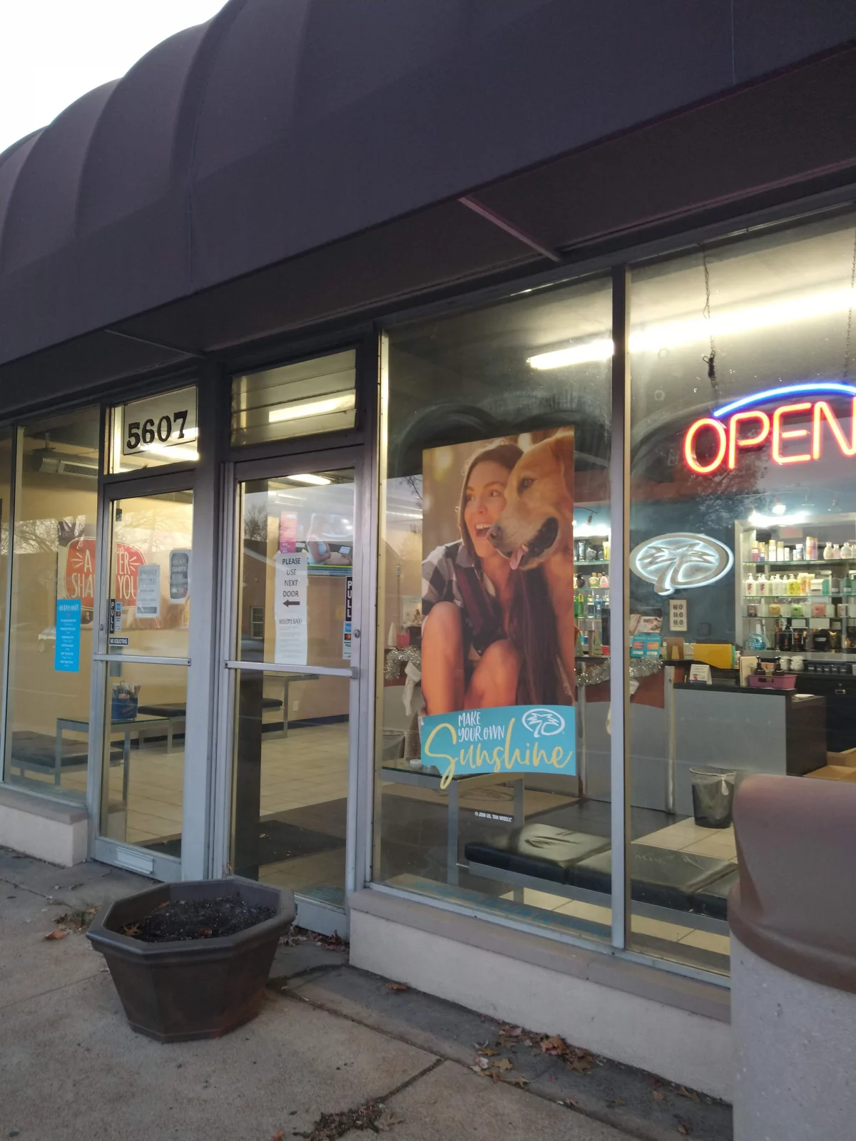 Google Places Image #2